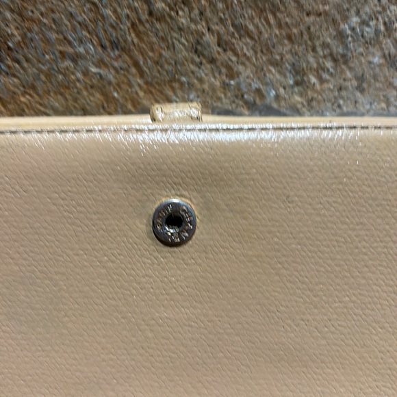 Chanel Long Wallet in a dark vanilla color - Picture 13 of 13
